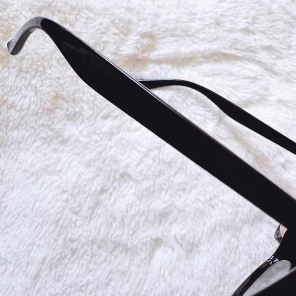 Maura Black W/ Blue Lenses Oversized Oval Horn Rims Sunglasses - Picture 4 of 11